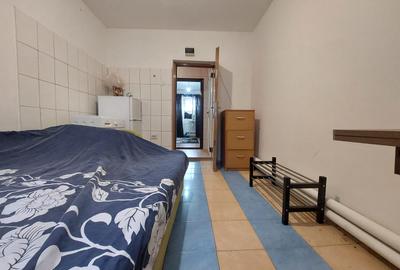 Apartament confort trei la parter, mobilat, utilat bloc de garsoniere, Nicu Enea - 2
