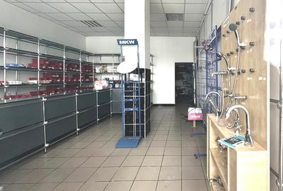 Spatiu Comercial 110 mp Vitrina la Bulevard CETATE Stadion 2 Accese fata spate - 4