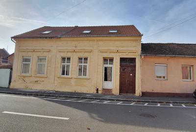 Apartament 4 camere, strada Tuberozelor - 1