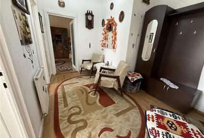 Aleea Parcului - etajul 1 - decomandat - 5