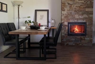 Proprietate pe stradă privatǎ, complet mobilată, curte matură, terasă - 7