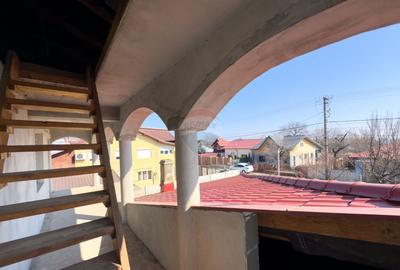 Casă / Vilă cu 8 camere de vânzare în zonă centrală - Urlati - 22