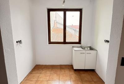 Spațiu comercial de închiriat – Ultracentral, Oradea – 203 mp utili – - 16