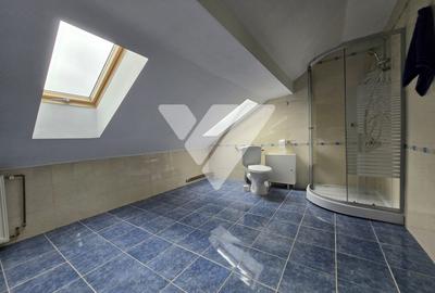 Apartament tip mansarda 3 camere de vanzare Zona Strand - 6