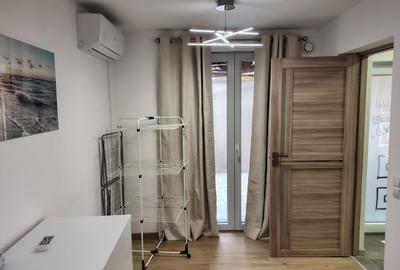Casă compusa din 3 apartamente, P+E,  zona central - 11