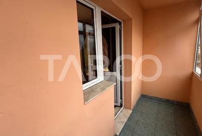 Apartament spatios cu 4 camere mobilat utilat 80mpu Turnisor Sibiu - 7