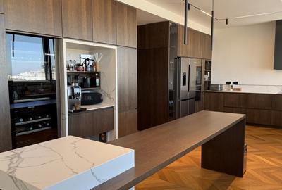 Penthouse pe bune, 5 camere, vedere la Mare si la Lac, 5 parcari subterane - 9