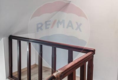 Casă / Vilă cu 4 camere de vânzare în zona Blumana - 12