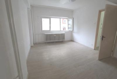 Garsoniera - Bloc Mixt - zona Brancoveanu - 2