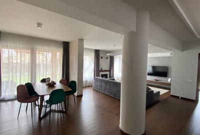 Casă individuală cu 5 camere în Păcii