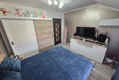 3Cam-Soarelui-3 Min Spitalul Judetean--Balcon-Mobilat-Centrala--68 MP-88.000Euro - 3