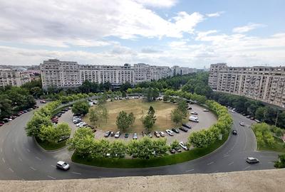 Vanzare 3 camere in imobil piata Alba Iulia cu priveliste frumoasa si centrala