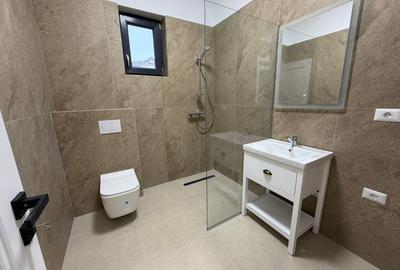 Casa 4 camere/ Curte/ Centrala/ Metrou 10 min - 10