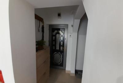 Apartament cu 2 camere, 52 mp, cu loc de parcare, zona DECEBAL - 11