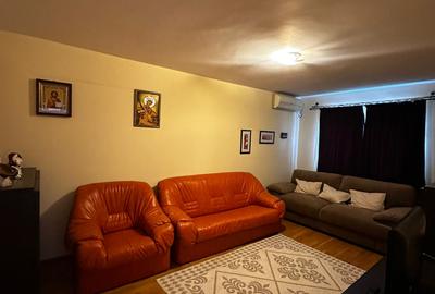 Apartament cu 3 camere decomandat, etajul 2/4, zona Baza 3 - 1