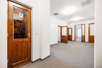 De vanzare apartament  localizat ultracentral, ideal business, Timisoara - 16