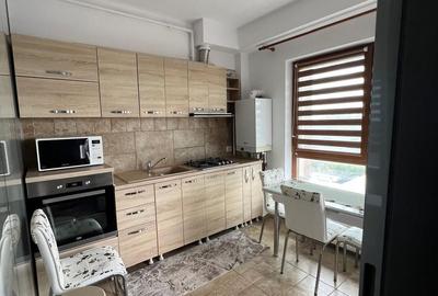 Apartament cu 2 camere semidecomandat, mobilat în Metalurgiei