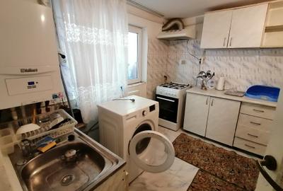 Centru -apartament cu 2 camere