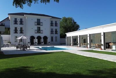 Vila superba cu Piscina! De Vanzare! 0727817187 - 3
