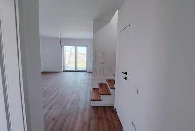 Duplex separat prin camera tehnica - 5 camere - la cheie - 4