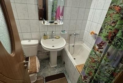 2 camere decomandat 52mp zona nicolina 1 in spate la lidl - 5