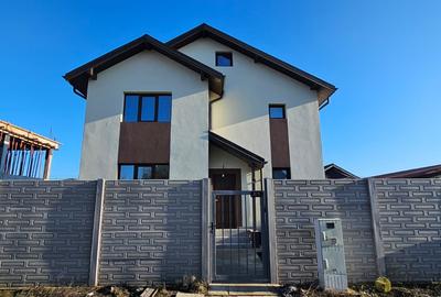 Casă individuală cu 4 camere în Berceni