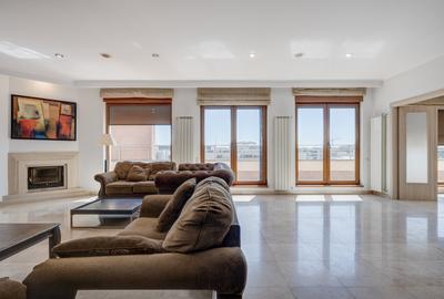 Unic pe etaj! Penthouse 5 camere, 482 mp, lift privat – Satul Francez - 9