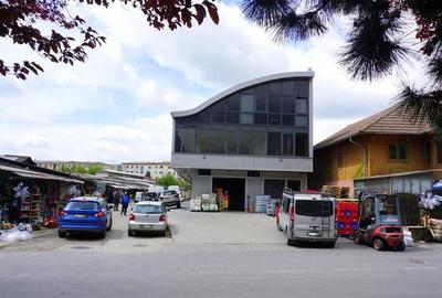 DE INCHIRIAT- SPATIU COMERCIAL 140 MP - 12