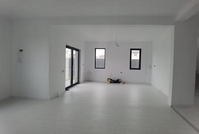 CASA  4 CAMERE |  VALU LUI TRAIAN |  100 MPC - 5