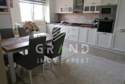 Apartament cu 3 camere semidecomandat, mobilat în Florești