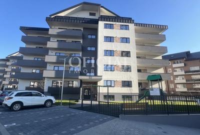 Apartament cu 3 camere semidecomandat, mobilat în Florești