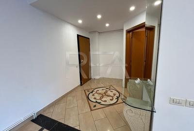 Apartament 4 camere  Resedinta - 1