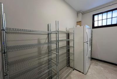 VILA DEOSEBITA / SPATII GENEROASE / CURTE PROPRIE - 15