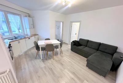 Apartament cu 3 camere semidecomandat, mobilat în Iris