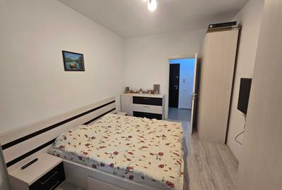 Apartament cu 2 camere decomandat, mobilat în Păcii
