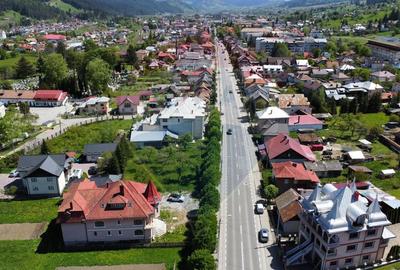 Pensiune/Casă cu 18 camere de vânzare în Campulung Moldovenesc - 3
