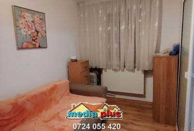 Vânzare apartament 3 camere, etaj 1, Micro 19 – mobilat complet - 4