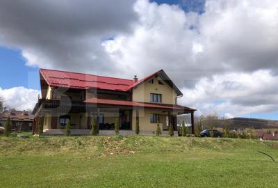 Pensiune de vanzare, 360 mp utili, 7500 teren, Zona Turistica, Risca - 17