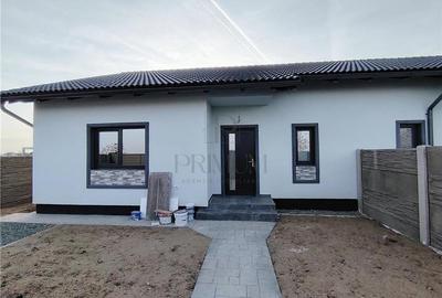 Duplex cu 3 camere în Moșnița Veche