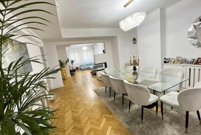 Apartament cu 4 camere decomandat în Dorobanți