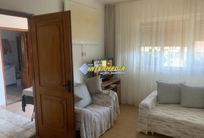 Casa de vanzare 5 camere teren aferent 1410 mp cu toate utilitatile zona Oarda - 18