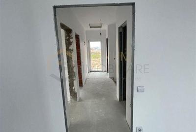 Sanmihaiul Roman- dormitor la parter- 5 camere - 7