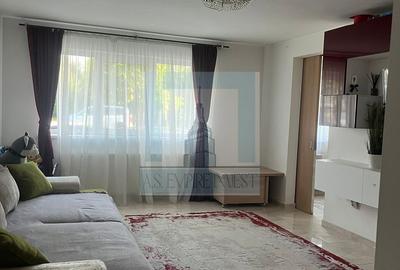 Apartament cu 2 camere decomandat, mobilat în Tractorul