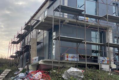 Casa de vanzare ,136 mp , semifinisata, teren 700 mp ,in Chinteni - 1