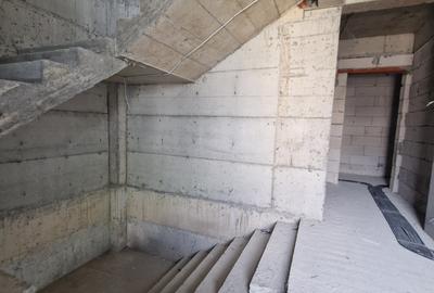 Mamaia Nord - Garsoniera 38mp la 100m de plaja, etaj 1 - 65000euro tva inclus - 4