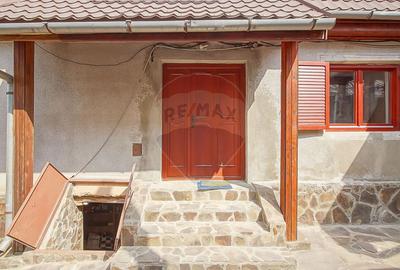 Casă autentică cu teren de 1310 mp, liniște și acces rapid către oraș - 4