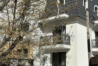Apartament -3 camere - decomandat - Calea Grivitei - 8