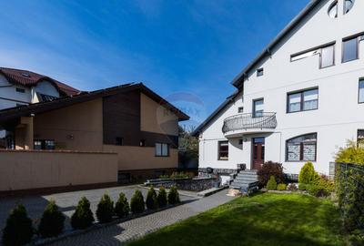 Casă spațioasă 350 mp utili, Teren 650 mp, Garaj subteran, Tractorul - 2