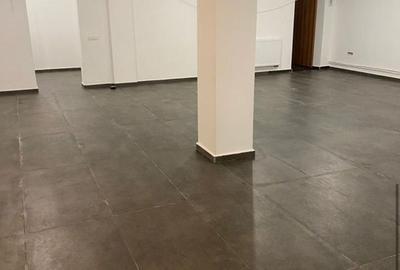 Birou, 80 mp în Central