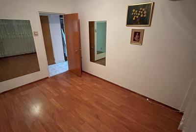 Alexandru Obregia,Straduintei Statie STB 1-2 Min,Piata Berceni - 7